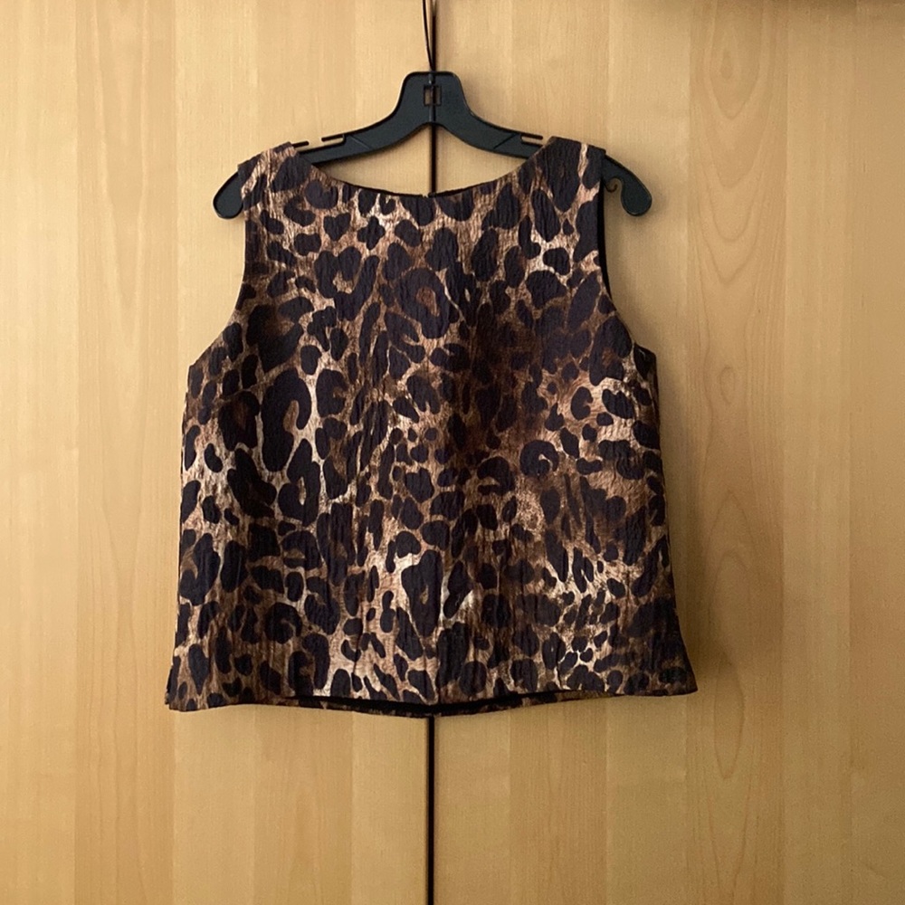 S/l Lafayette 148 NY leopard print top